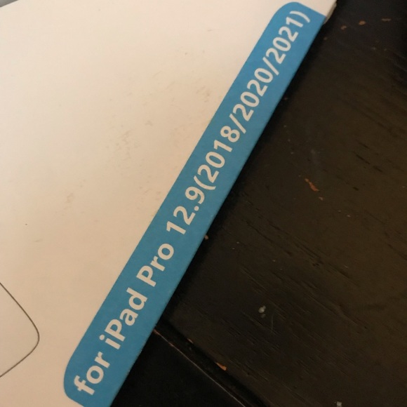 Paperfeel Screen Protector - Picture 3 of 9